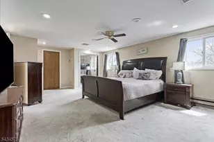 17 Albanese Rd, Haledon, NJ 07508 - Photo 12