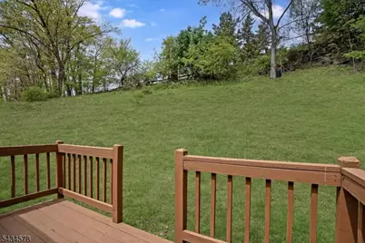 17 Albanese Rd, Haledon, NJ 07508 - Photo 20