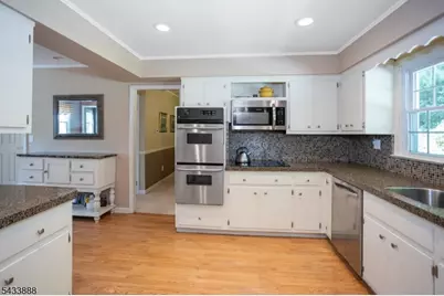 14 Parkwood Rd, Roxbury Township, NJ 07876 - Photo 10