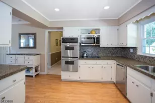 14 Parkwood Rd, Roxbury Township, NJ 07876 - Photo 10