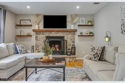 12 Cork Hill Rd, Ogdensburg, NJ 07439 - Photo 8
