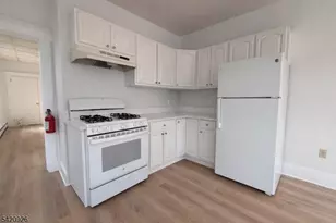 536 Lake Ave, Lyndhurst Township, NJ 07071 - Photo 10