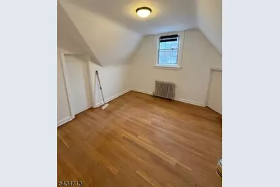 364 Union Ave #2, Clifton, NJ 07011 - Photo 4