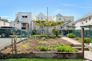 999 E 25th St, Paterson, NJ 07513 - Photo 28