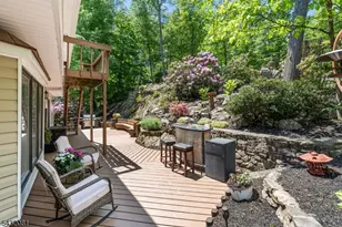 21 Skyline Dr, Hopatcong, NJ 07821 - Photo 34