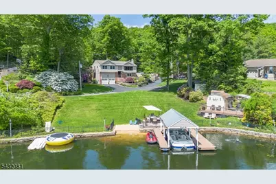 21 Skyline Dr, Hopatcong, NJ 07821 - Photo 1