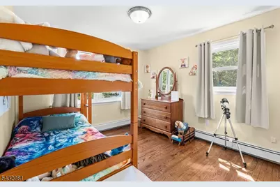 21 Skyline Dr, Hopatcong, NJ 07821 - Photo 22