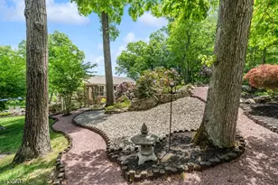 21 Skyline Dr, Hopatcong, NJ 07821 - Photo 38