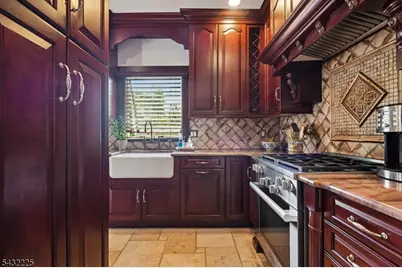 57 Southgate Rd, New Providence, NJ 07974 - Photo 14