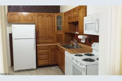 266 Sitgreaves St, Phillipsburg, NJ 08865 - Photo 2