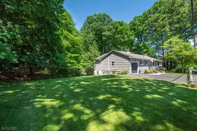 31 Clairview Rd, Parsippany, NJ 07834 - Photo 1