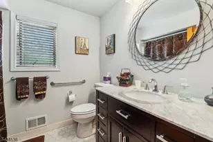 12 Sandalwood Dr, Livingston, NJ 07039 - Photo 20