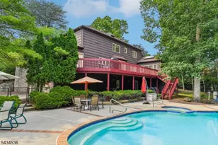 12 Sandalwood Dr, Livingston, NJ 07039 - Photo 32