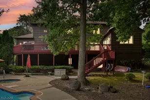 12 Sandalwood Dr, Livingston, NJ 07039 - Photo 40