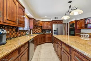 12 Sandalwood Dr, Livingston, NJ 07039 - Photo 18