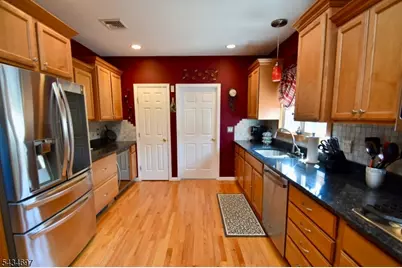 37 Heather Hills Dr, Jefferson Township, NJ 07438 - Photo 10