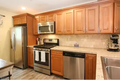 6 Knollwood Rd, Totowa, NJ 07512 - Photo 10