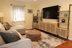 6 Knollwood Rd, Totowa, NJ 07512 - Photo 4