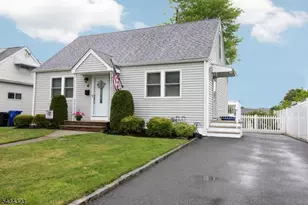 6 Knollwood Rd, Totowa, NJ 07512 - Photo 2