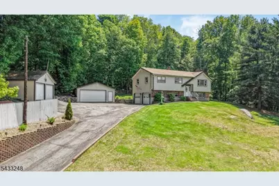 1624 County Rd 565, Vernon, NJ 07461 - Photo 2