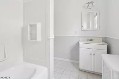 1652 Edward Ter, Union Township, NJ 07083 - Photo 22