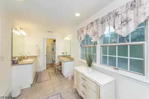 31 Yorkshire Ave, West Milford, NJ 07480 - Photo 20