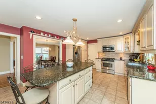 31 Yorkshire Ave, West Milford, NJ 07480 - Photo 14