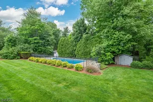 31 Yorkshire Ave, West Milford, NJ 07480 - Photo 4