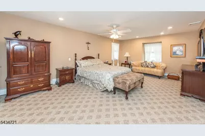 31 Yorkshire Ave, West Milford, NJ 07480 - Photo 18