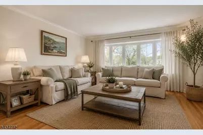 40 Catherine Ct, Cedar Grove, NJ 07009 - Photo 8