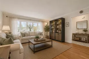 40 Catherine Ct, Cedar Grove, NJ 07009 - Photo 4