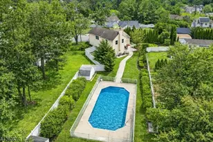 40 Catherine Ct, Cedar Grove, NJ 07009 - Photo 30