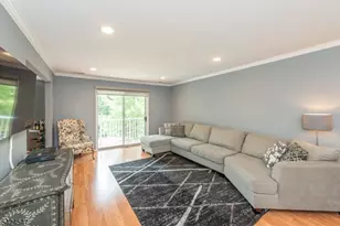 4 Katie Ct, East Hanover Township, NJ 07936 - Photo 2