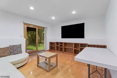 9 Arthur Ter, Livingston, NJ 07039 - Photo 14