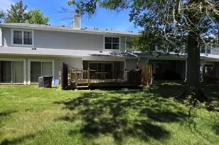 394 Rittenhouse Ct, North Brunswick Township, NJ 08902 - Photo 2