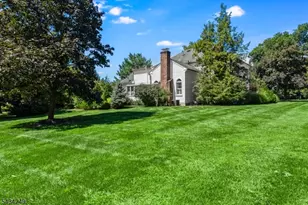 120 Woods End Dr, Bernards Township, NJ 07920 - Photo 32