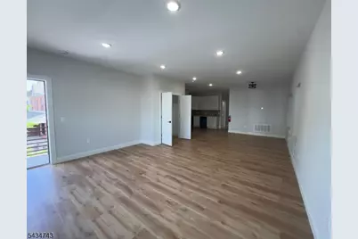 484 S 19th St 1st Fl #1, Newark, NJ 07103 - Photo 4