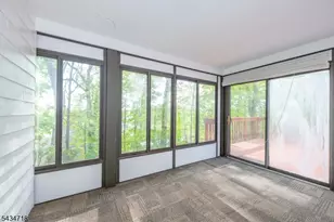 27 Glen Rd, West Orange Township, NJ 07052 - Photo 12