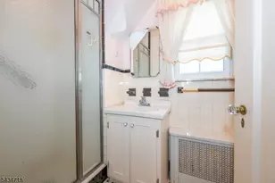 27 Glen Rd, West Orange Township, NJ 07052 - Photo 16