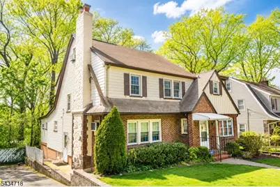 27 Glen Rd, West Orange Township, NJ 07052 - Photo 2