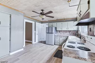 98 Youmans Ave, Washington Boro, NJ 07882 - Photo 10