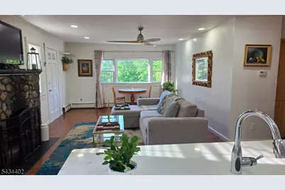37 Grandview Ave, Jefferson Township, NJ 07460 - Photo 10