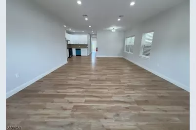 484 S 19th St 2nd Fl, Newark, NJ 07103 - Photo 6