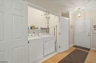 104 Ridgeview Ln, Mount Arlington, NJ 07856 - Photo 16