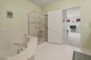 104 Ridgeview Ln, Mount Arlington, NJ 07856 - Photo 24
