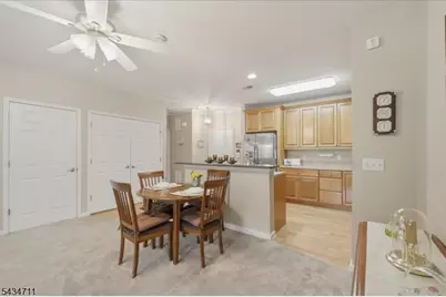 104 Ridgeview Ln, Mount Arlington, NJ 07856 - Photo 10