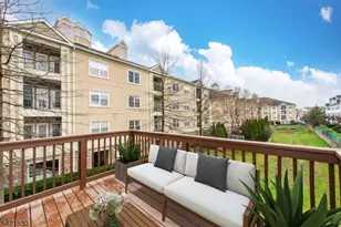 177 Brittany Ct, Clifton, NJ 07013 - Photo 4