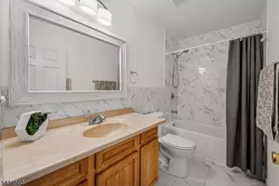217 Vasser Dr, Piscataway Township, NJ 08854 - Photo 20
