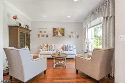 11 Queens Ln, Wayne, NJ 07470 - Photo 2