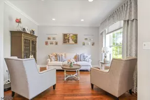 11 Queens Ln, Wayne, NJ 07470 - Photo 2